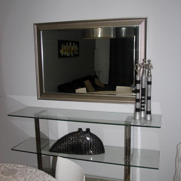 Holiday Apartments Malvarrosa Beach - Superior Three-Bedroom Apartment with Terrace - 15