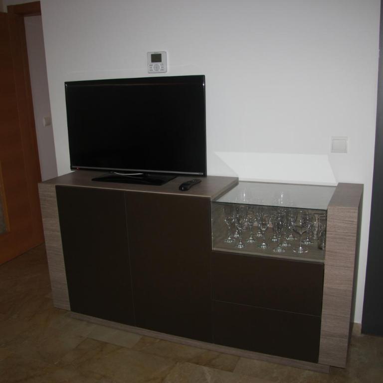 Holiday Apartments Malvarrosa Beach - Superior Two-Bedroom Apartment with Terrace - 5