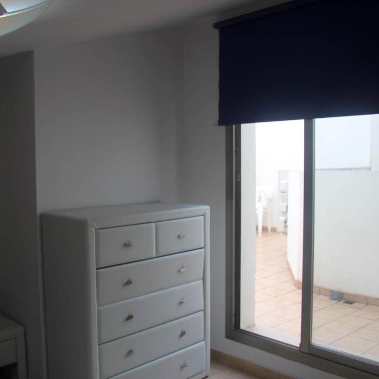 Holiday Apartments Malvarrosa Beach - Two-Bedroom Apartment - 10