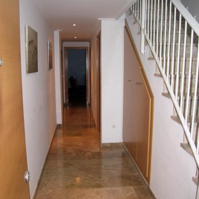 Holiday Apartments Malvarrosa Beach - Two-Bedroom Apartment - 19