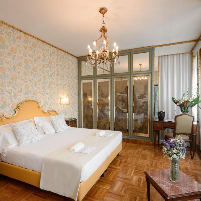Hotel Continental - Camera Matrimoniale/Doppia con Letti Singoli con Vasca Idromassaggio - 1