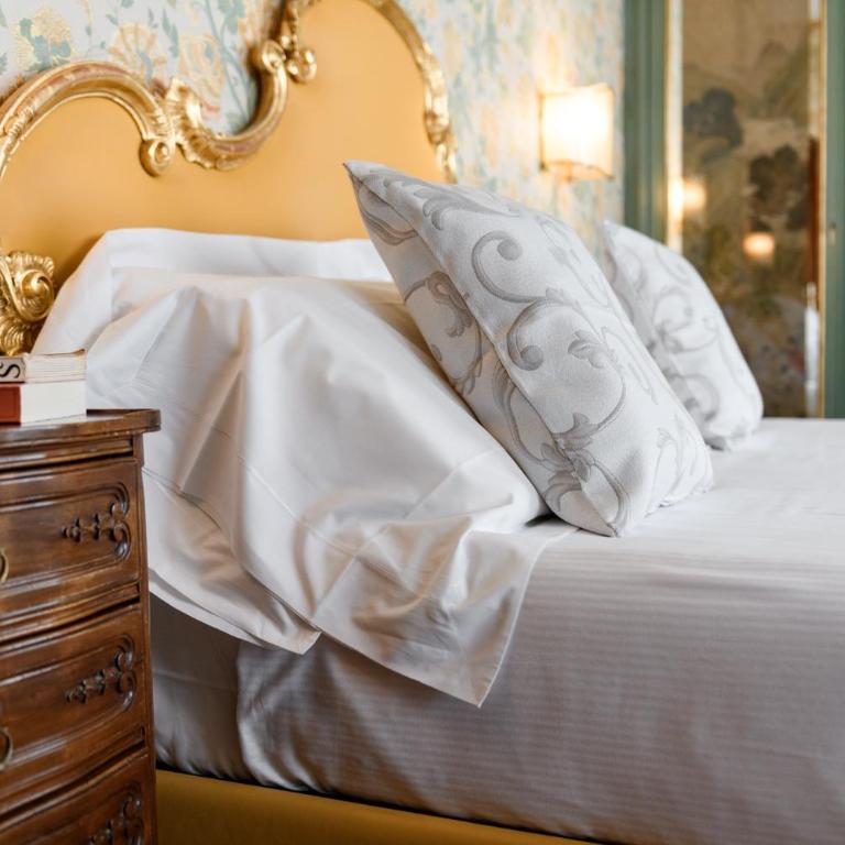 Hotel Continental - Camera Matrimoniale/Doppia con Letti Singoli con Vasca Idromassaggio - 4