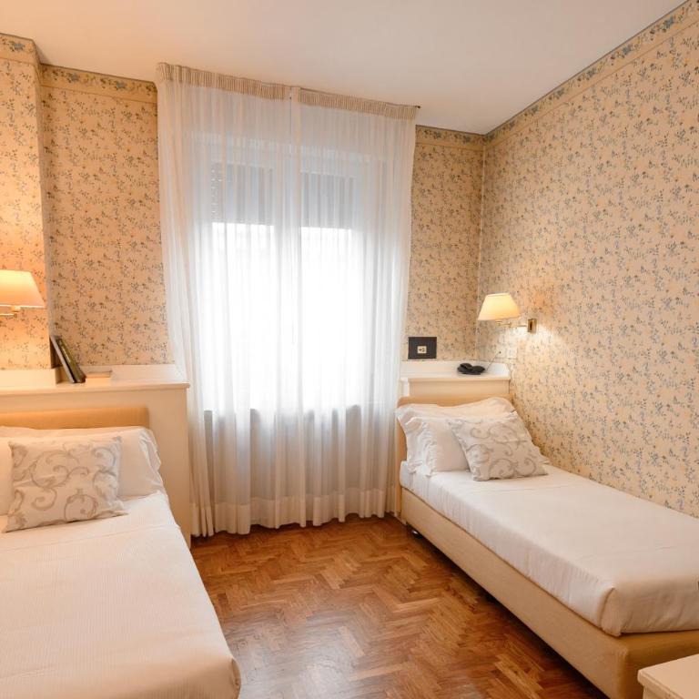 Hotel Continental - Camera Doppia con Letti Singoli - 2