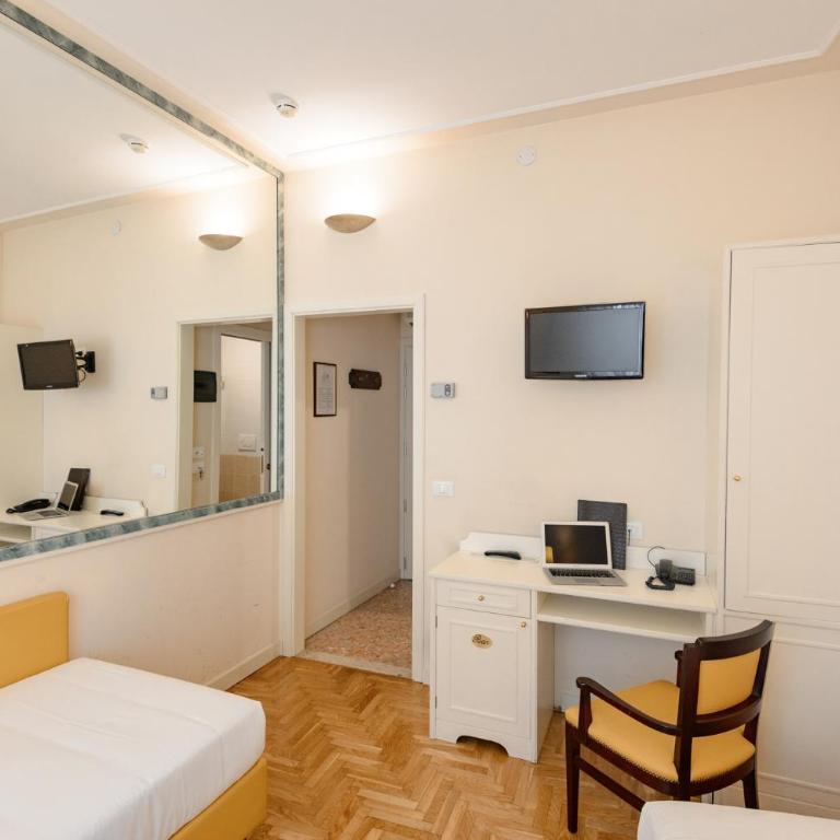 Hotel Continental - Camera Doppia con Letti Singoli - 7