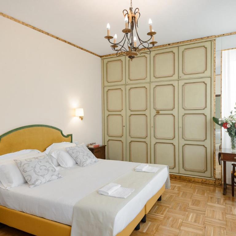 Hotel Continental - Camera Familiare (2 Adulti + 2 Bambini) - 6