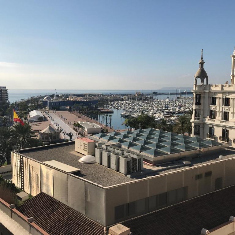 Apartamento Casco Histórico , playa Postiguet - Apartment - 30