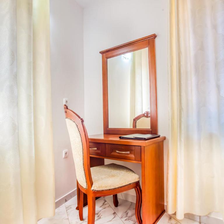 Hotel Palata Venezia - Twin Room - 6