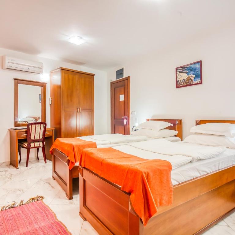 Hotel Palata Venezia - Twin Room - 13