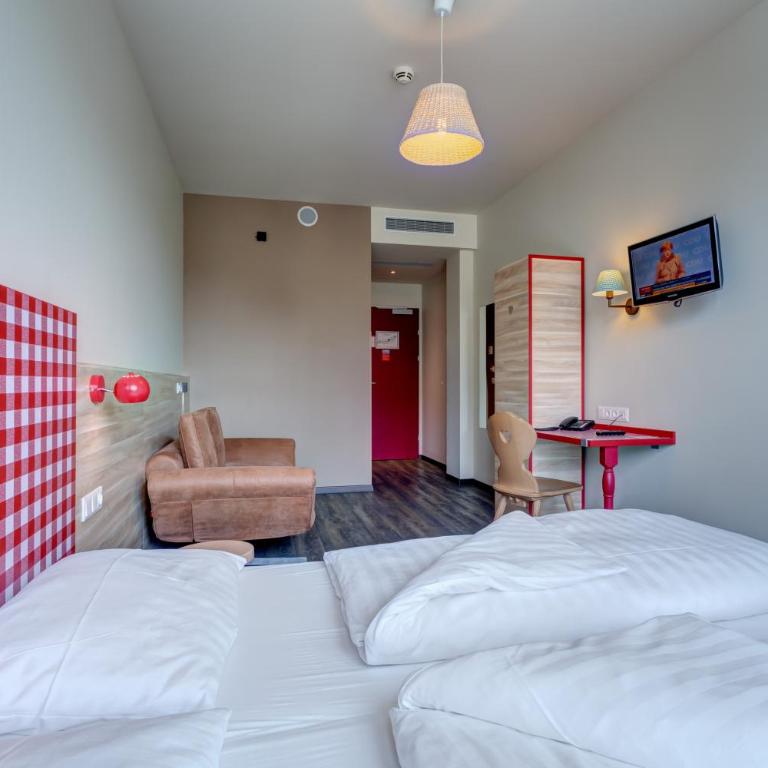 MEININGER Hotel Salzburg City Center - Zweibettzimmer - 1