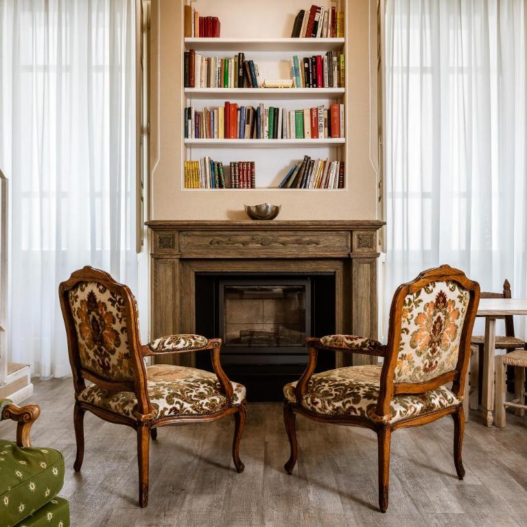 Palazzo Dessy Historic House - Suite with Balcony - Split Level - 15