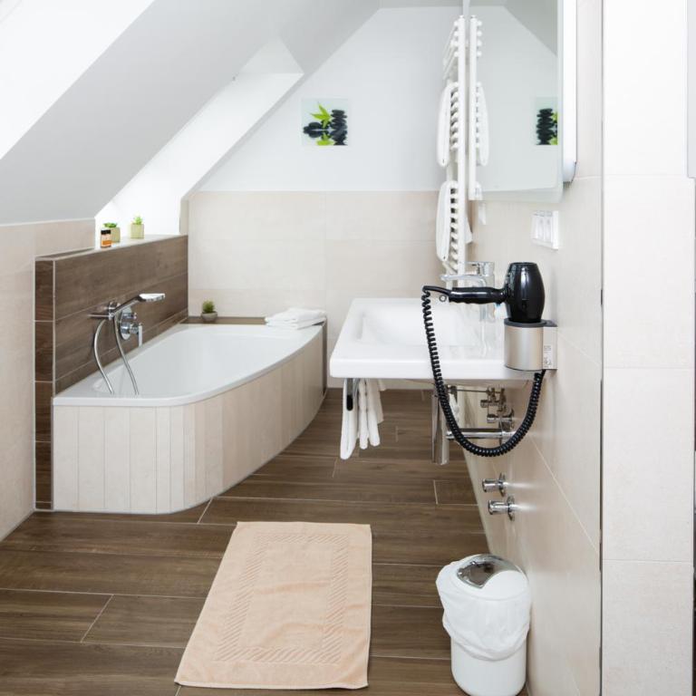 Hotel am alten Park - Apartment - 3