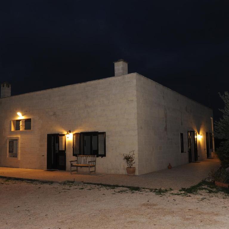 L'antico Trullo - Masseria Chiancarella - Camera Familiare con Vista Giardino - 1