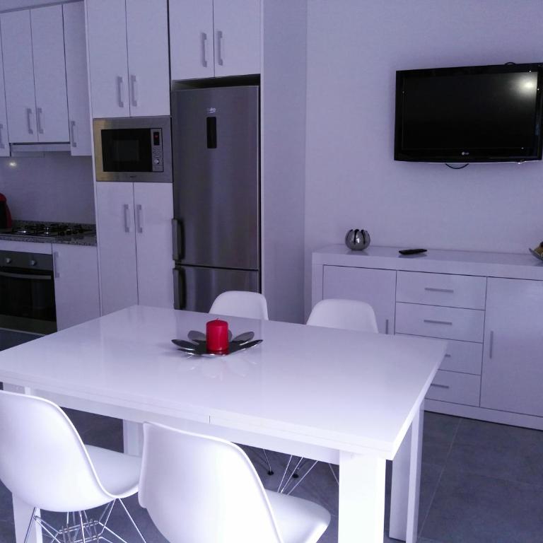PRECIOSO APARTAMENTO EN PRIMERA LINEA DE MAR - Apartamento - 9