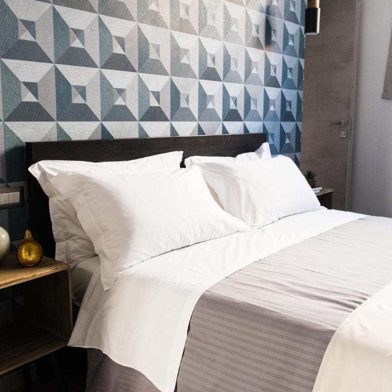 COLOSSEUM MUSIC DESIGN Guest House - Camera Matrimoniale con Bagno Privato - 7