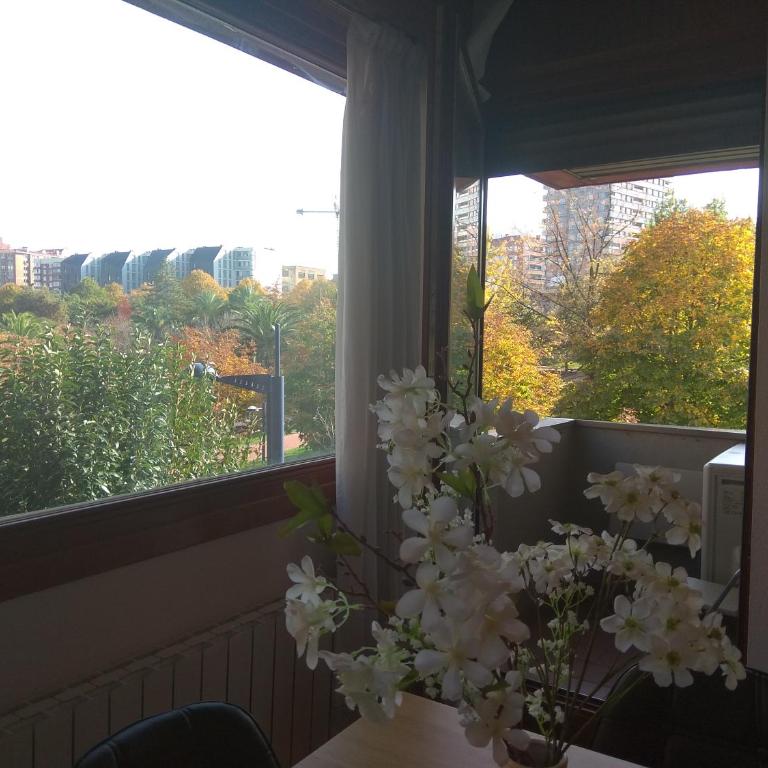 Amezola Park - Apartment with Garden View - 6