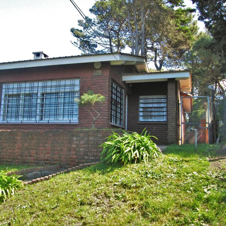 Casa de la Colina - Two-Bedroom House - 1