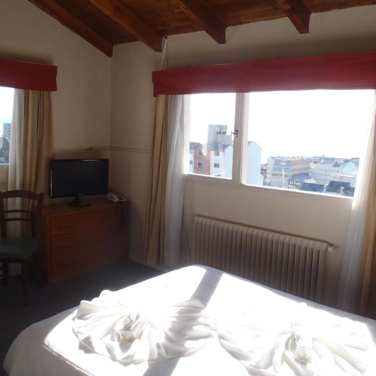 Hotel Cottbus - Classic Double or Twin Room - 8