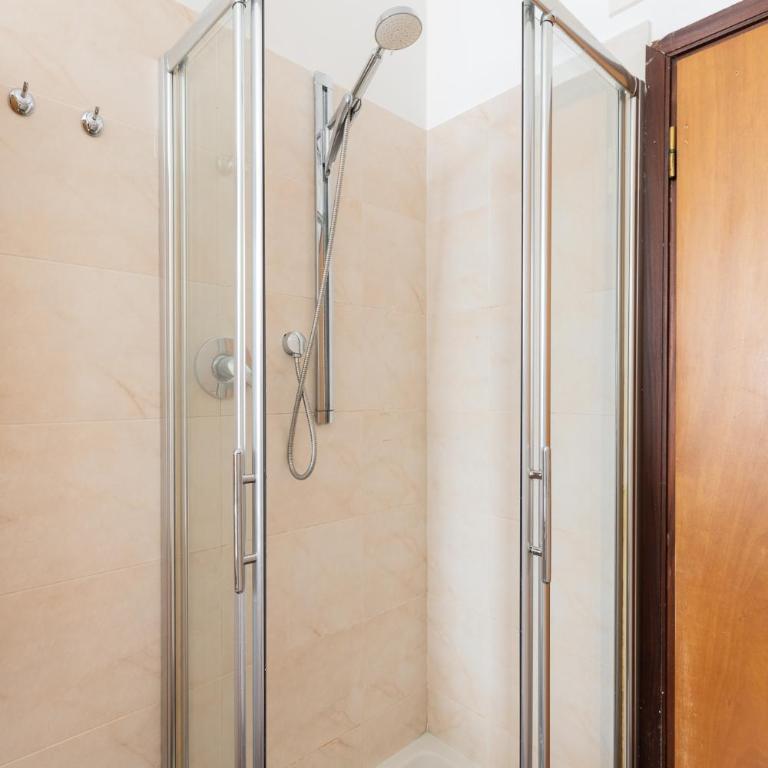 Careggi Home - Appartamento con 2 Camere da Letto - 4