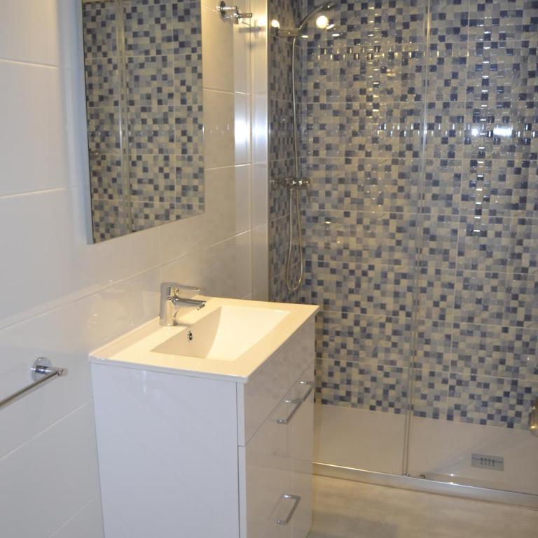 PRECIOSO APARTATAMENTO JUNTO AL MAR - Apartamento - 24