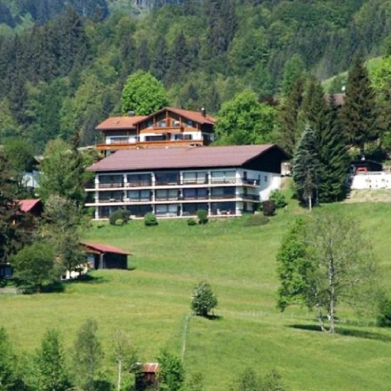 Alpenflair Ferienwohnung Whg 108 - Apartment - 4