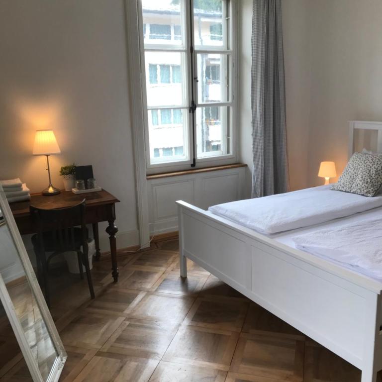 The Bed + Breakfast - Doppelzimmer mit Gemeinschaftsbad - 12