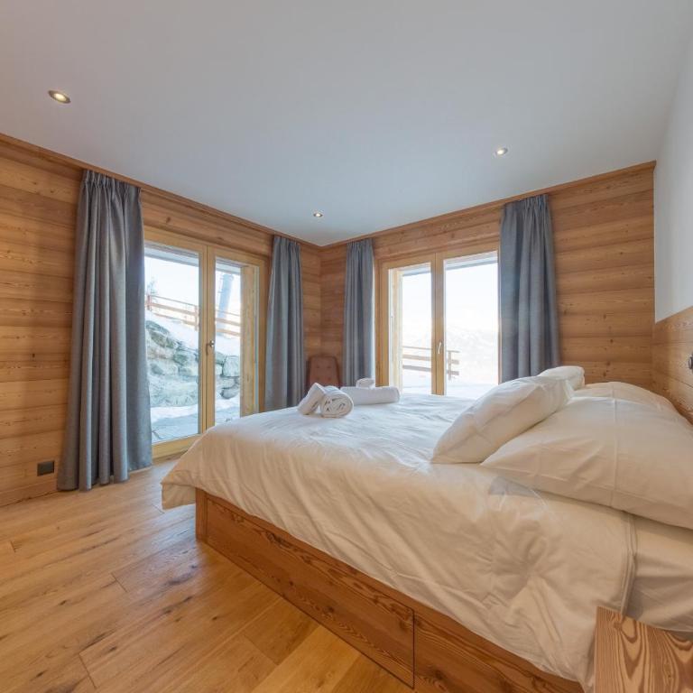 Oak Tree Chalet - on the ski slope - luxury! - Chalet - 18