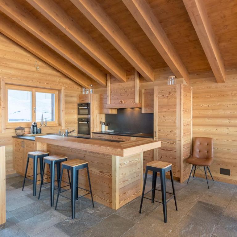 Oak Tree Chalet - on the ski slope - luxury! - Chalet - 2