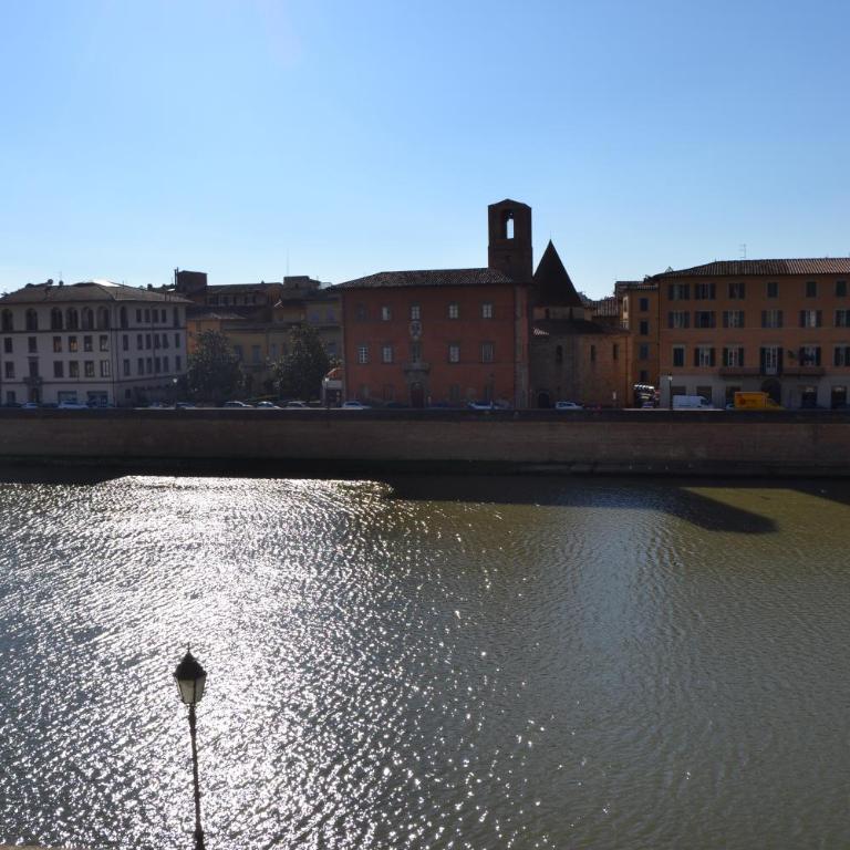 You & Me - Camera Tripla con Balcone, Bagno in Comune e Vista Fiume - 5