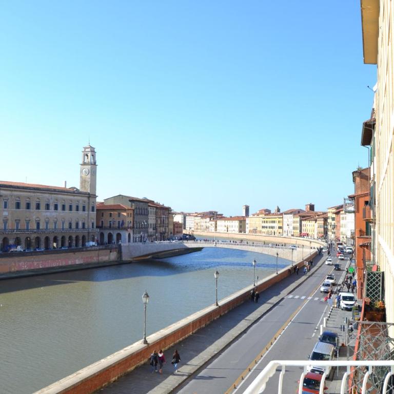 You & Me - Camera Tripla con Balcone, Bagno in Comune e Vista Fiume - 6