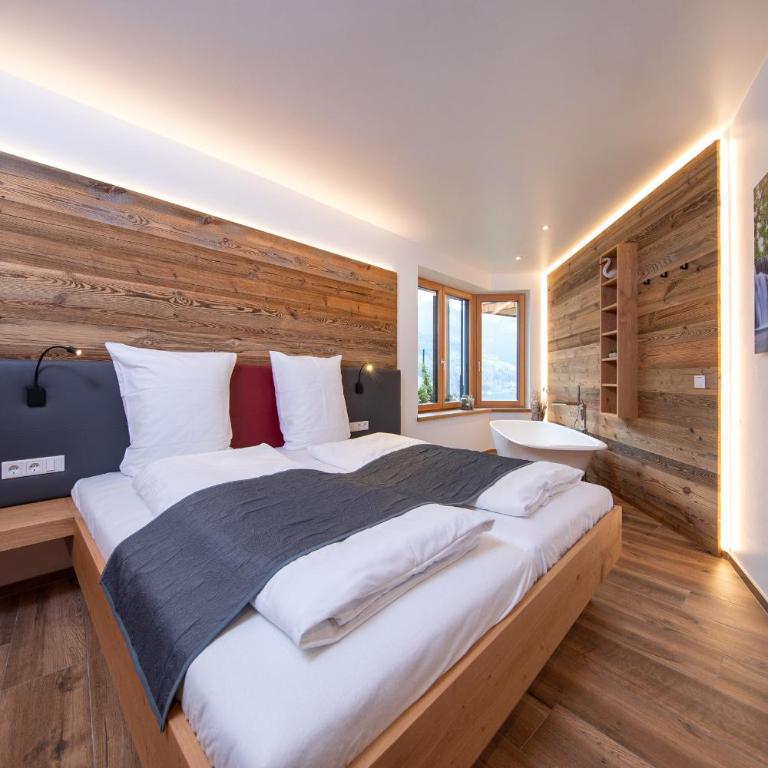 Apartments Adlerhorst Top 2 Zell am See with private sauna and in summer Zell am See Kaprun summercard - Apartment Top 2 mit 2 Schlafzimmern und Terrasse (4 Erwachsene + 2 Kinder) - 11