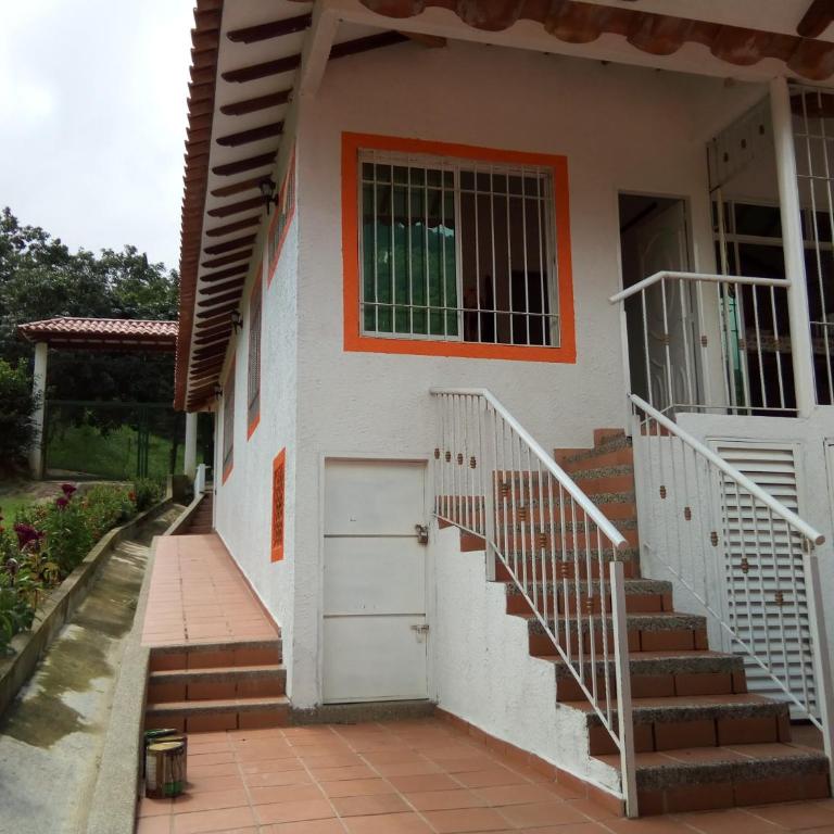 Cabañas Ecoturísticas Mi Terruño Tayrona - Habitación Familiar con vistas a la montaña - 7