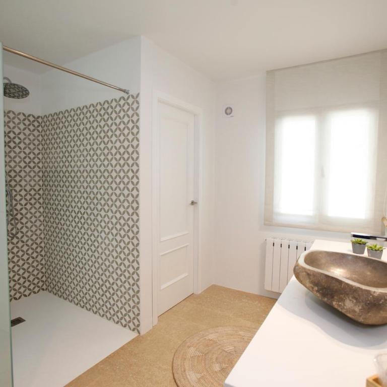 Abeniss Boutique B&B - Habitación Deluxe con cama extragrande - 3