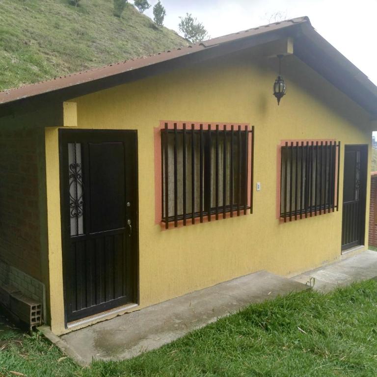 Alojamiento Campestre Cabañas Mirador Ingrumá Riosucio Caldas - Triple Room - 2