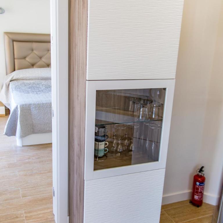 New Apartment Near the Beach & Train Station in Club Playa Flores - Apartamento de 1 dormitorio - 5