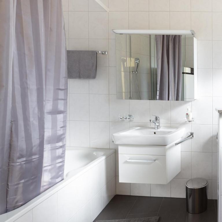 Modern & Central Apartments - Penthouse-Apartment - 12