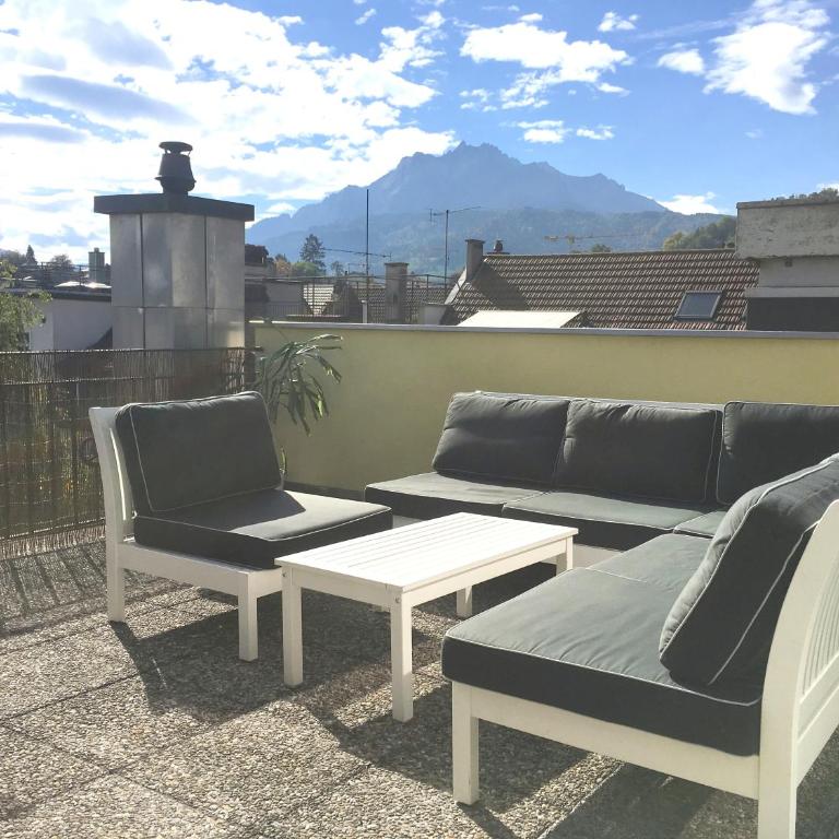 Modern & Central Apartments - Penthouse-Apartment - 4