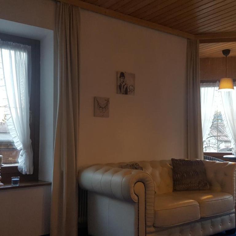 Hotel Gasthof Gaistal - Dreibettzimmer mit Balkon - 4