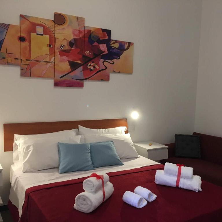 YooRoom - Double Room with Private Bathroom - 4