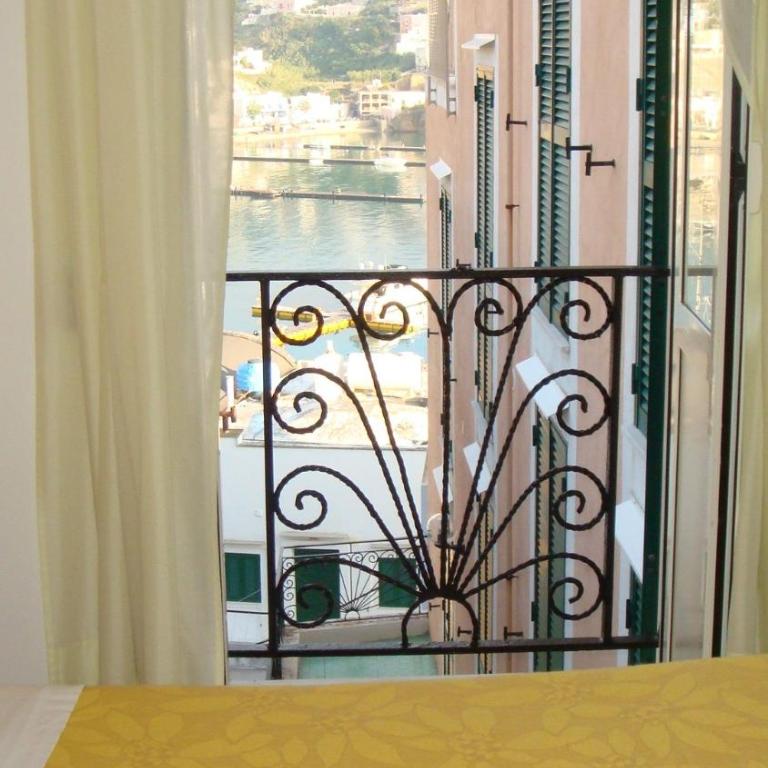 Hotel Del Capitano - Camera Matrimoniale/Doppia con Letti Singoli con Vista Mare - 3