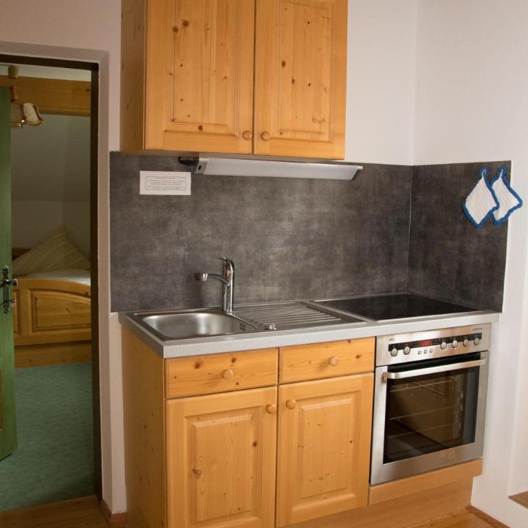 BIO-Bergbauernhof Ederhias - Familienzimmer mit Balkon - 9