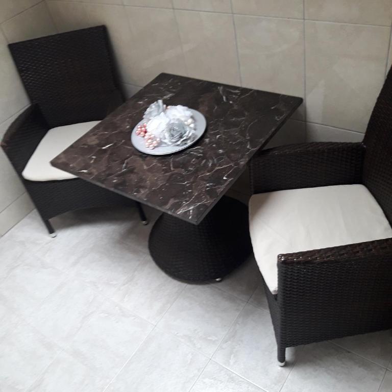 Centar Budva - Two-Bedroom Apartment - 14