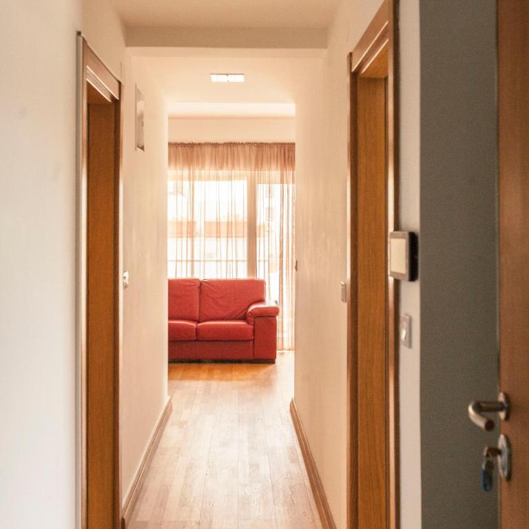 Apartment-Hotel Vila Petrovic-Becici - Apartman s 1 Spavaćom Sobom i Terasom - 5