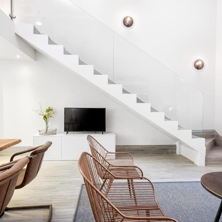 iloftmalaga Estación Central - Loft Duplex, Calle Edward Elgar 4 - 10
