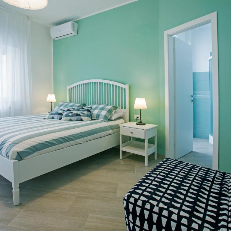 B&B Sapore di Mare al Corso - Camera Deluxe (2 Adulti + 1 Bambino) - 8