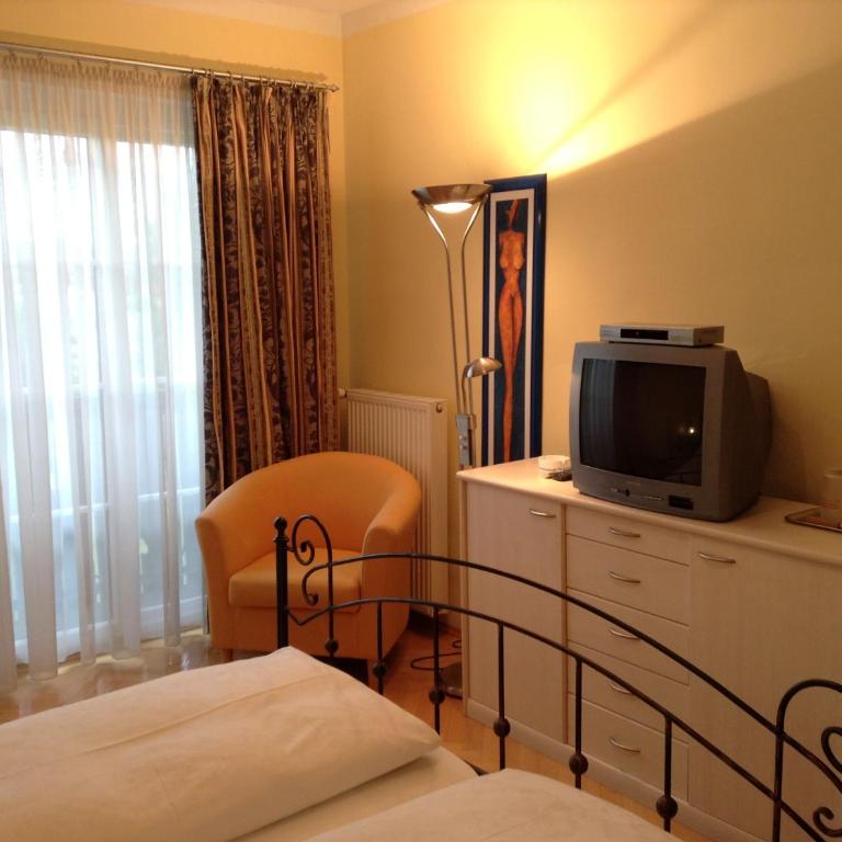 Villa Engstler - Appartments - Doppelzimmer - 5
