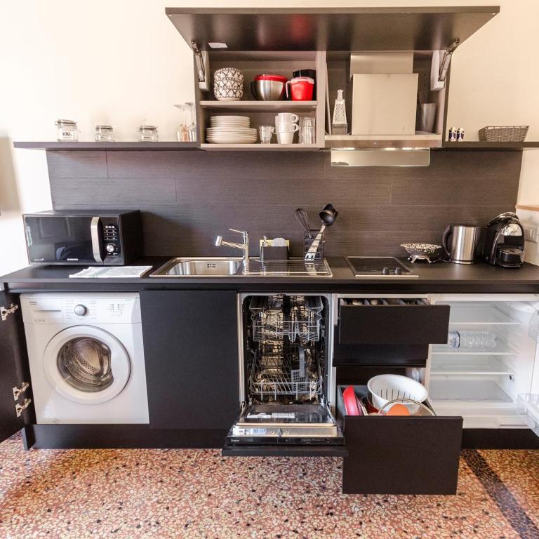 Bocchi Elegant Apartment - Appartamento - 24