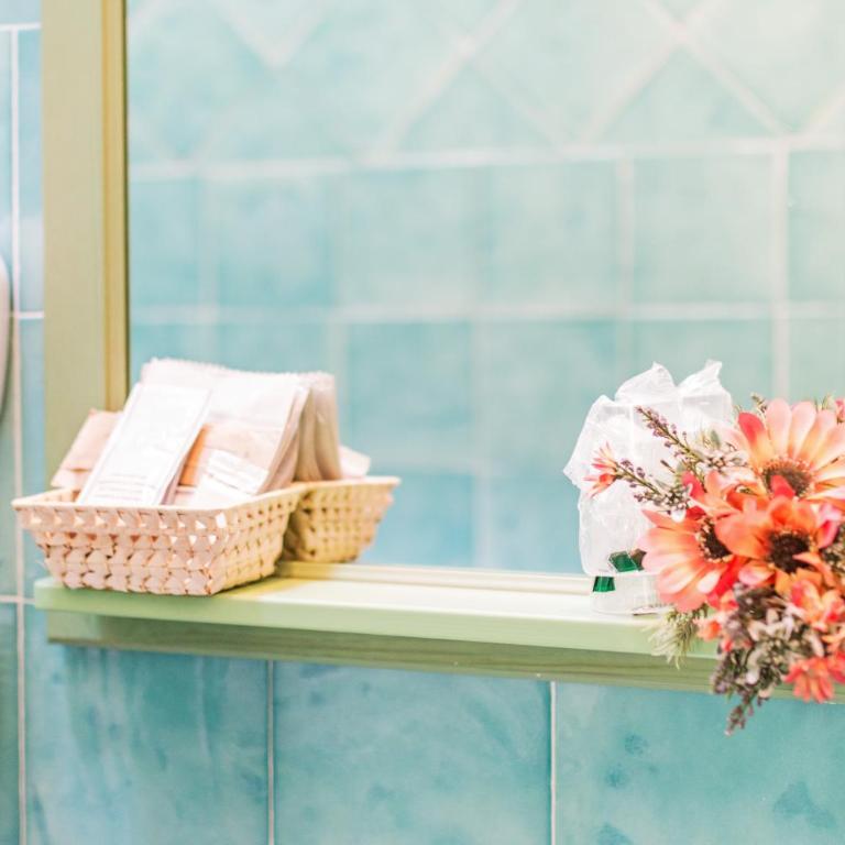 Residenza Gli Ontani - Camera Matrimoniale con Bagno Privato - 17