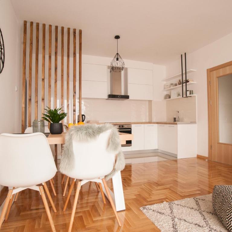 Apartman Avisi - Apartman sa Balkonom - 9