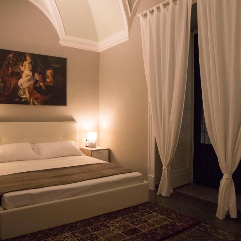 Katana suites apartments - Deluxe Apartment with Two Balconies - 4