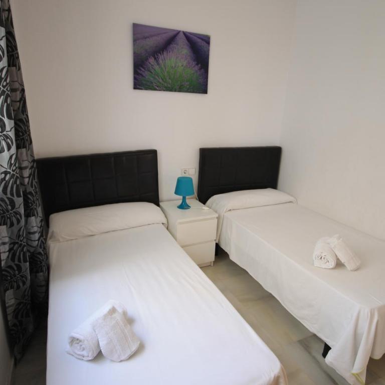 Panorama de Nerja - Apartamento con vistas a la piscina - 10